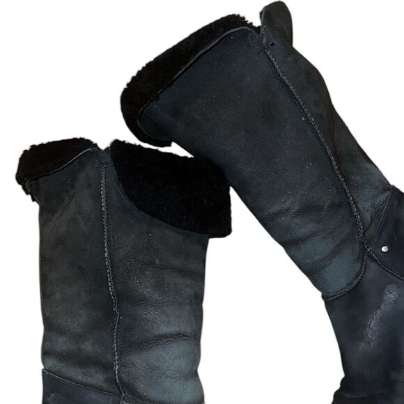 Ugg Wedge Black Leather Tall Boots Size 8 - Picture 4 of 6